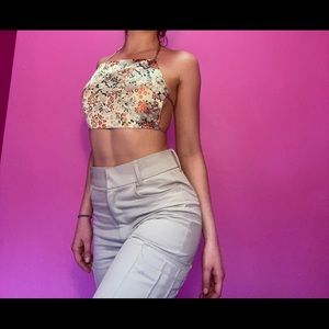 Beautiful green flowered open back tank top